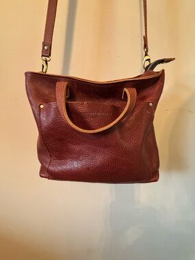 Women's - Portland Leather Goods Medium Crossbody Tote in Nutmeg